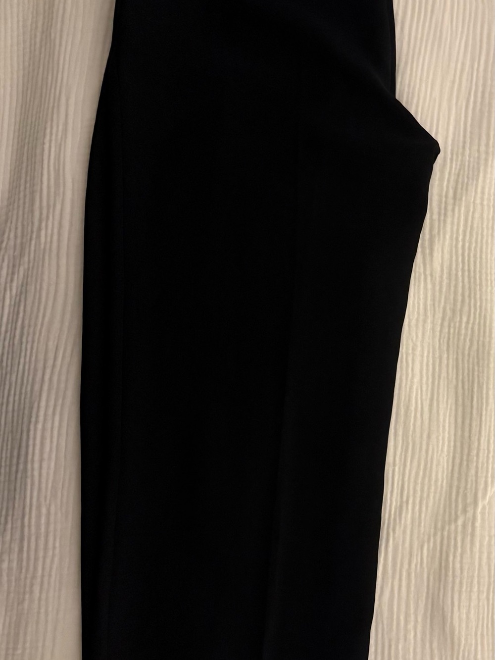 ARITZIA Women's Black Straight-Leg Pants